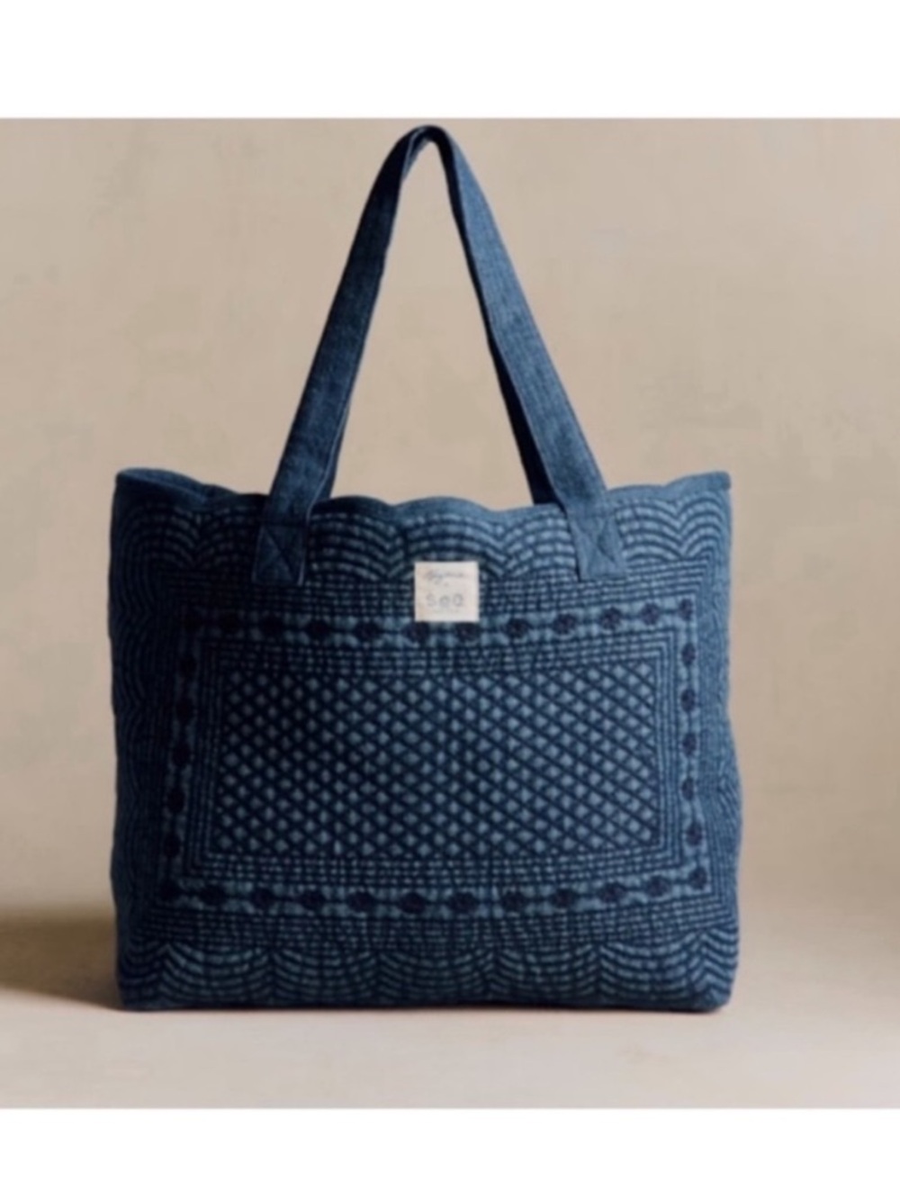 Sézane Sea New York
Collaboration Denim Tote
Embroidered Blue NWT